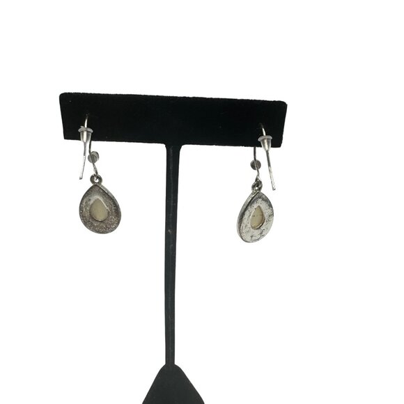 Avon Yellow Teardrop Dangle Earrings Silver Tone Vintage Look Jewelry - Picture 5 of 6